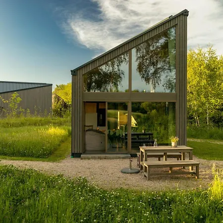 Neugrad - Hochwertige Ferienhaeuser Im Nationalpark Eifel
